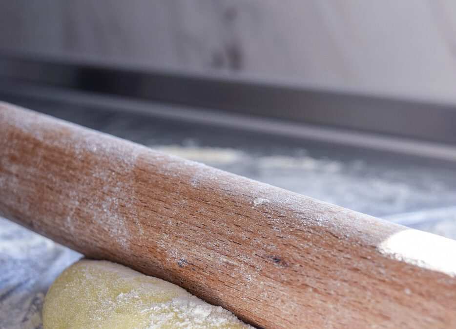 Dough (bread/pizza/pies)